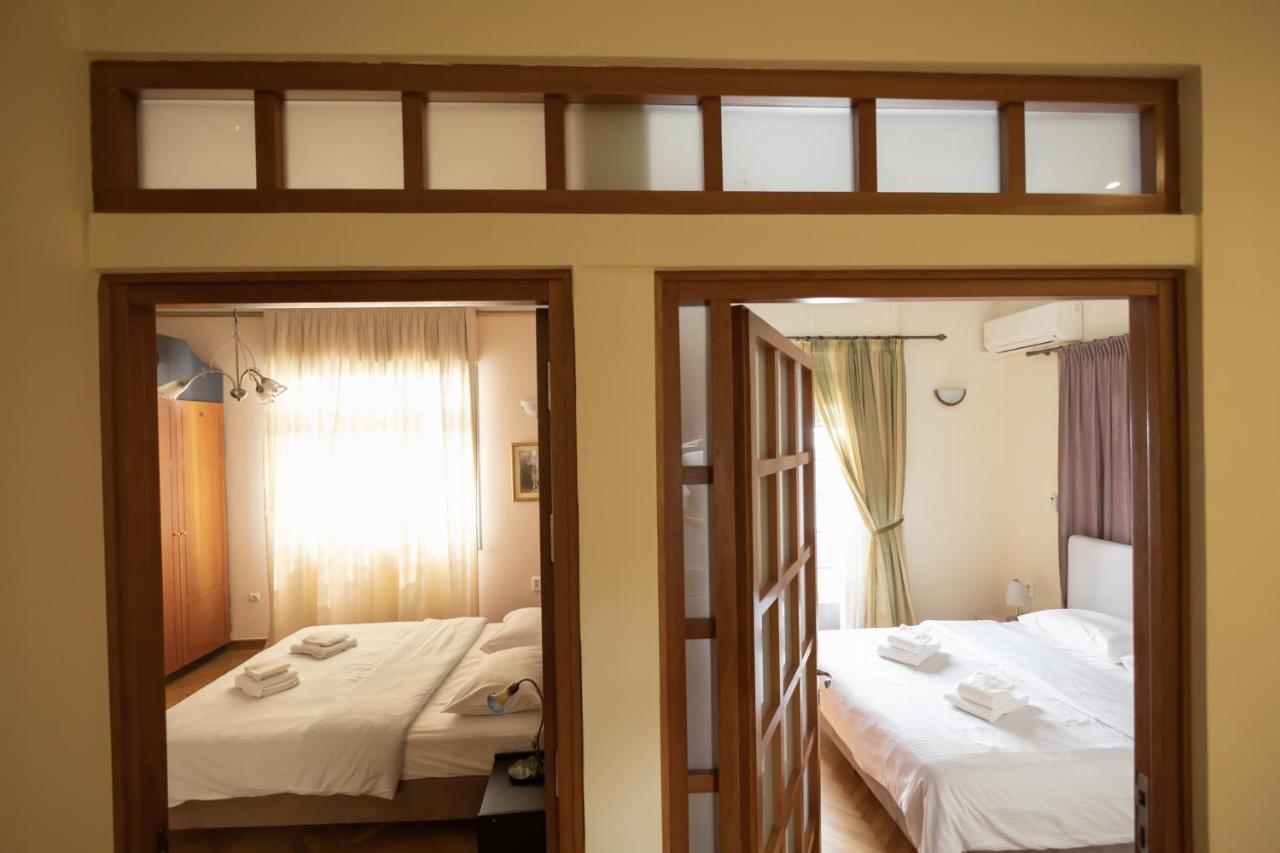 Ideal 4 Bdr Apartment In Plaka For 10! Афины Экстерьер фото