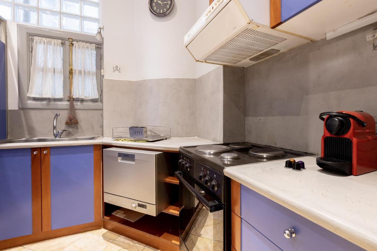 Ideal 4 Bdr Apartment In Plaka For 10! Афины Экстерьер фото